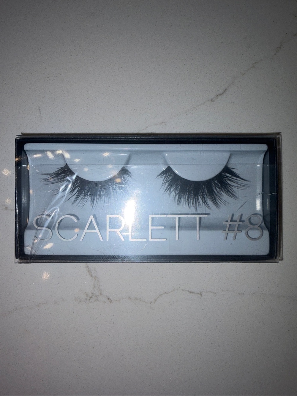 Huda Beauty Scarlett #8 Lashes